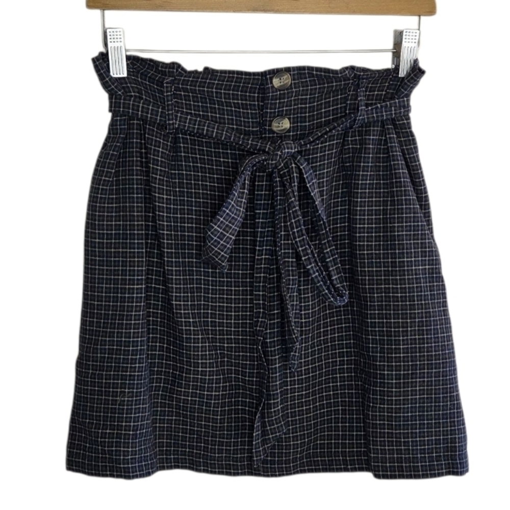 American Eagle | Navy & Olive Plaid Paperbag Waist Mini Skirt Size Small Tall